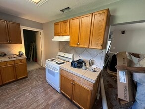 Building Photo - 3718 Penwood Way