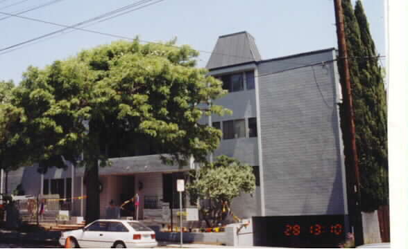 Primary Photo - Regency East Apartments