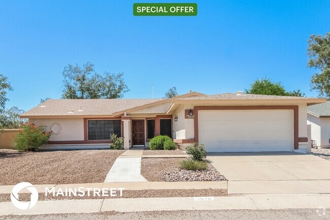 Building Photo - 1576 W Highsmith Dr