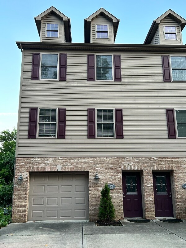 Building Photo - 306 Georgetown Rd