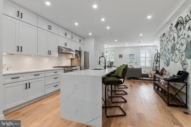 Foto del edificio - 1440 Oak St NW