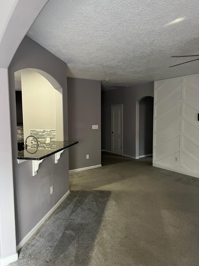 Building Photo - 2227 Montevine Ct SE