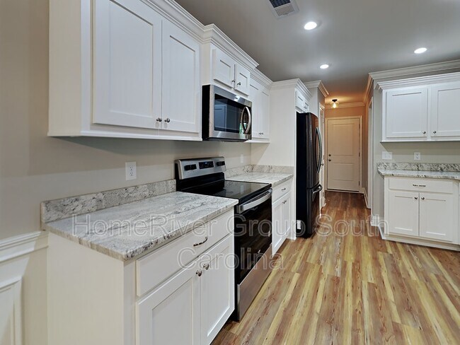 Building Photo - 3110 Kaempfer Cir