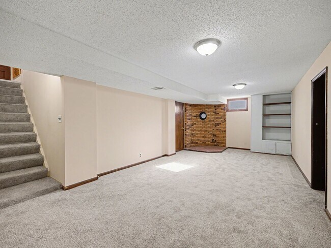 Foto del edificio - 1427 S 52nd St