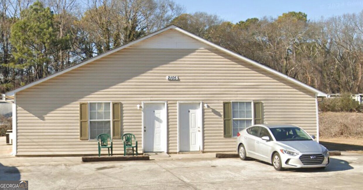 Primary Photo - 2105 Southern St NE