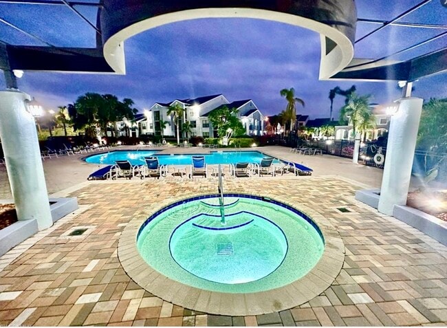 Fotografía del edificio - 13631 Eagle Ridge Dr