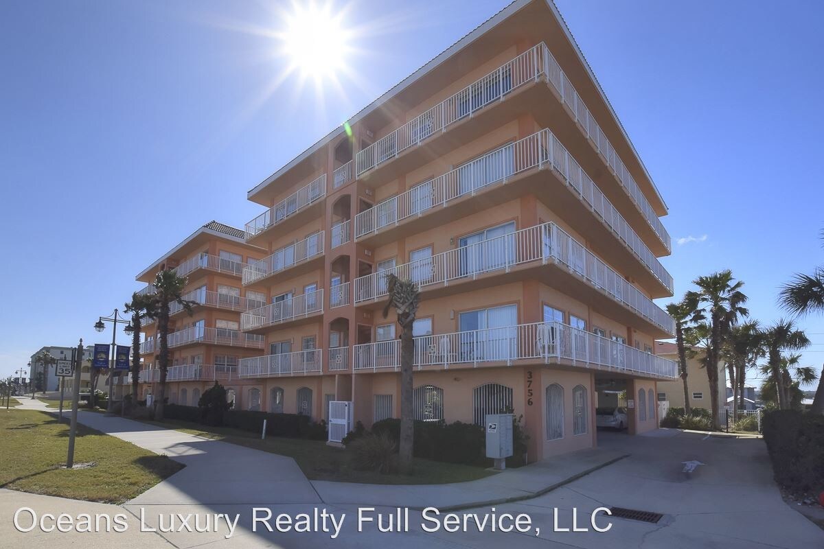 3756 S Atlantic Ave, Daytona Beach Shores, FL 32118 House Rental in