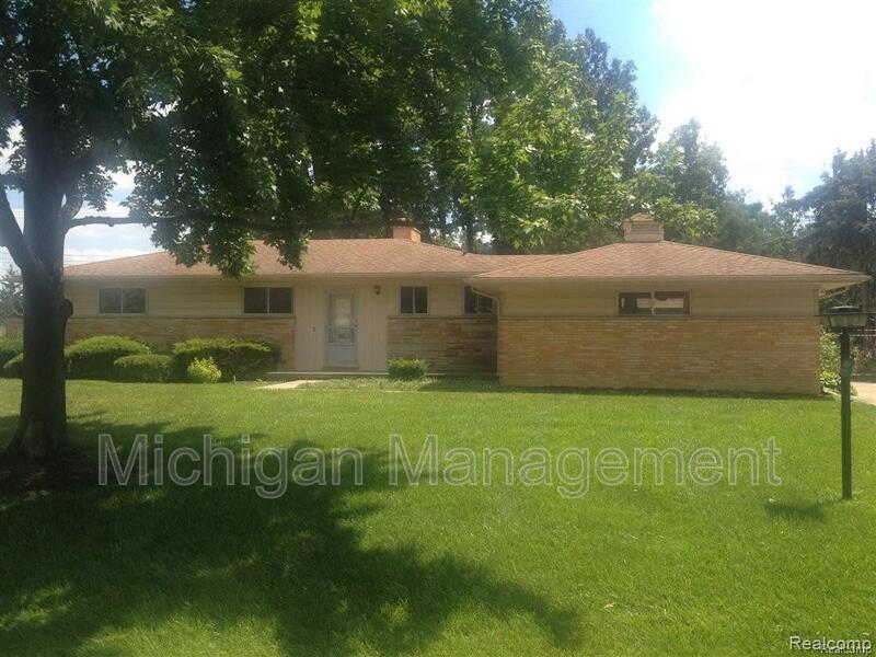 Foto principal - 28770 Lorikay St