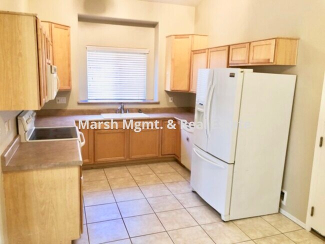 Building Photo - Great 3 bedroom home in Chandler in gated ...