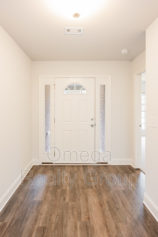 Foto del edificio - 372 Ivy Hills Cir