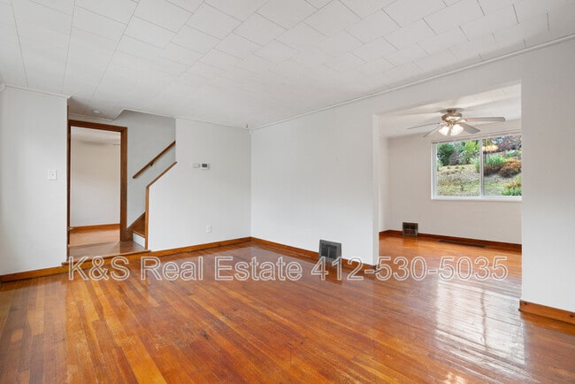 Foto del edificio - 136 Lynnwood Dr