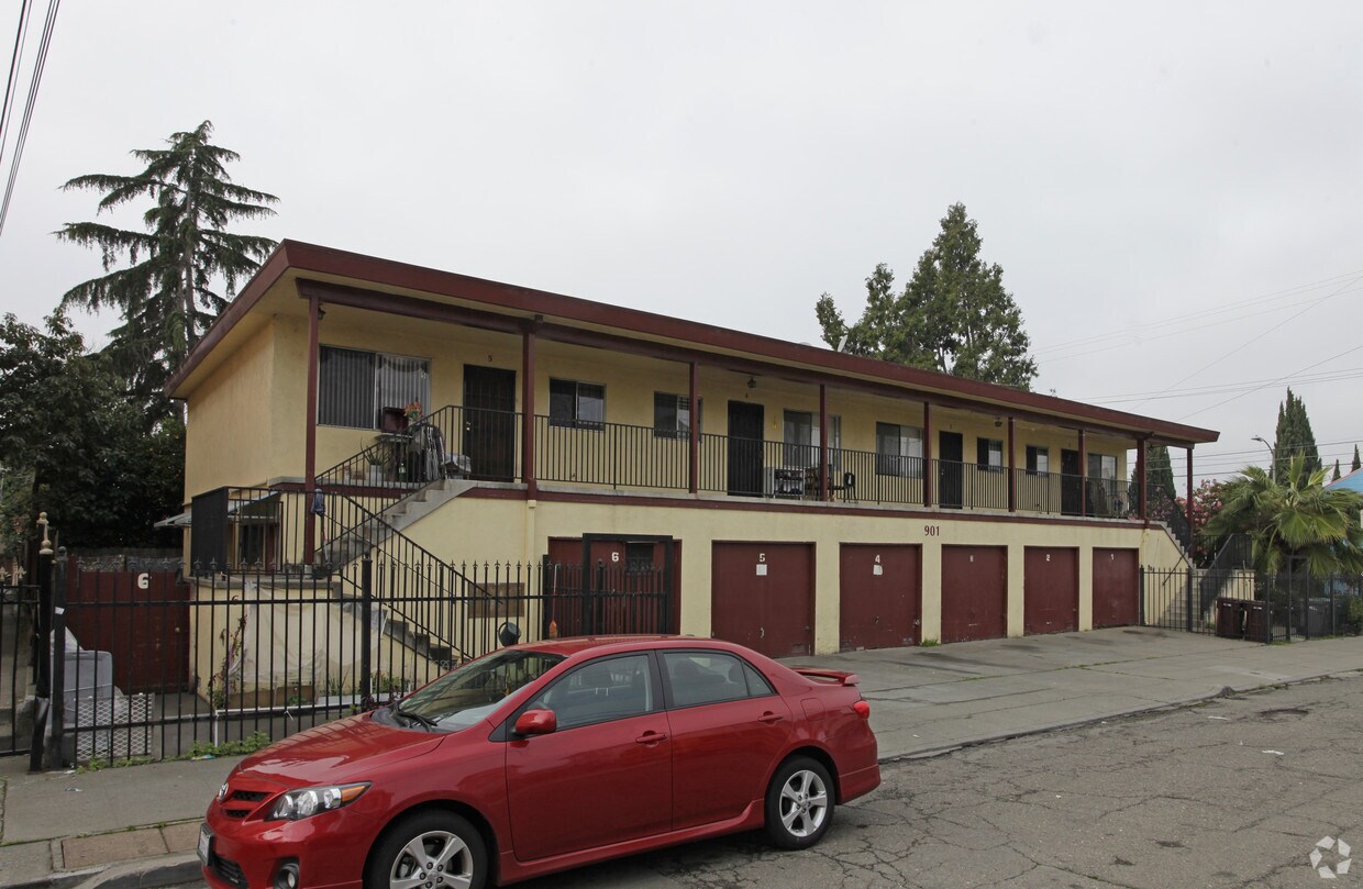 Foto del edificio - 901 E 17th St