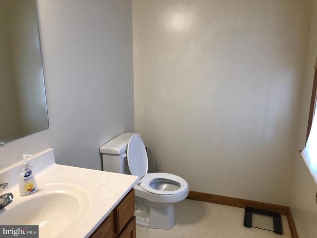 Foto del edificio - 45636 Rutherford Blvd