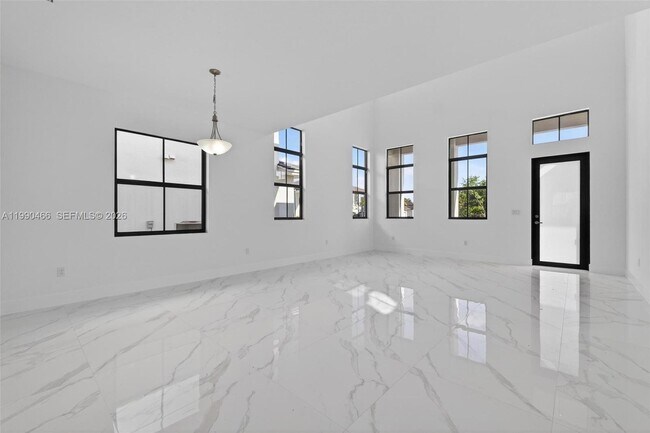 Building Photo - 15441 SW 20th Ln