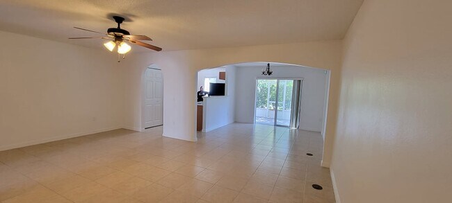 Foto del edificio - 2730 Merrieweather Ln