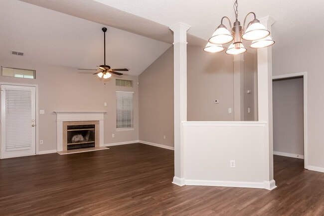 Building Photo - 8618 Woodhill Manor Ct
