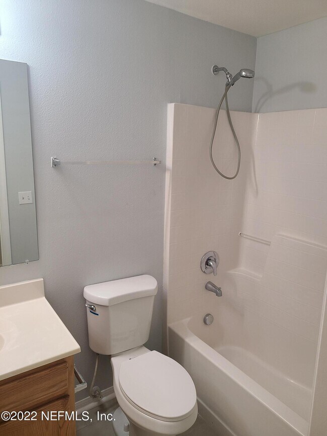 Building Photo - 5537 Lafayette Park Dr N