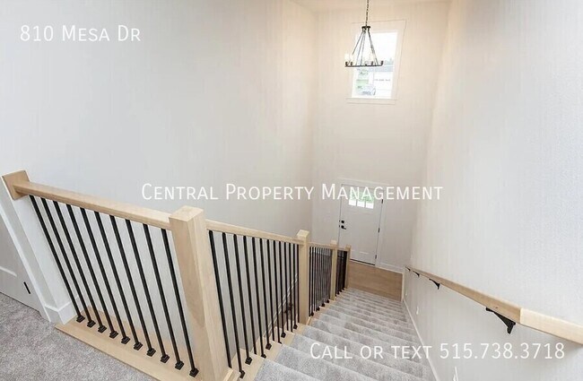 Foto del edificio - 810 SE Mesa Dr