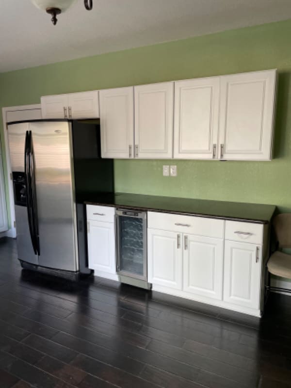 Building Photo - 2715 Cunningham Ave