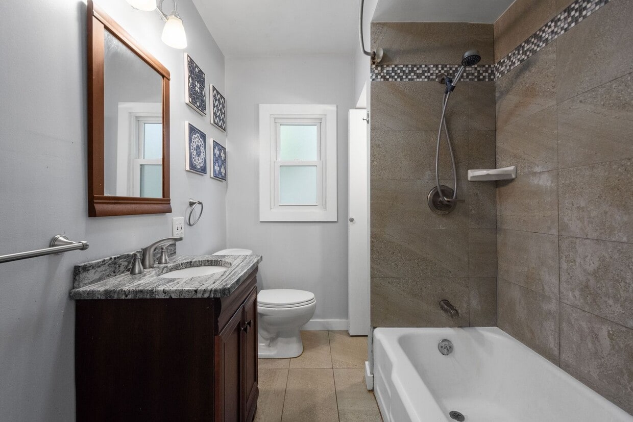 Primary Photo - SECURE your spot TODAY and ENJOY $200 OFF ...
