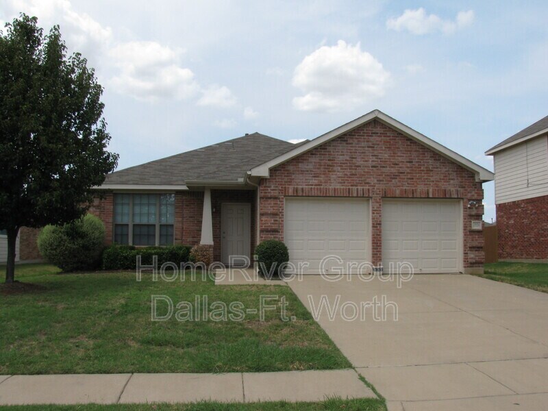 Primary Photo - 2824 Park Springs Dr