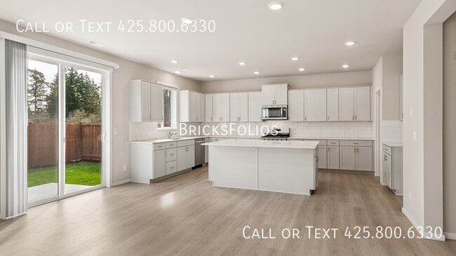 Foto del edificio - 2319 Boxcar Ct NE