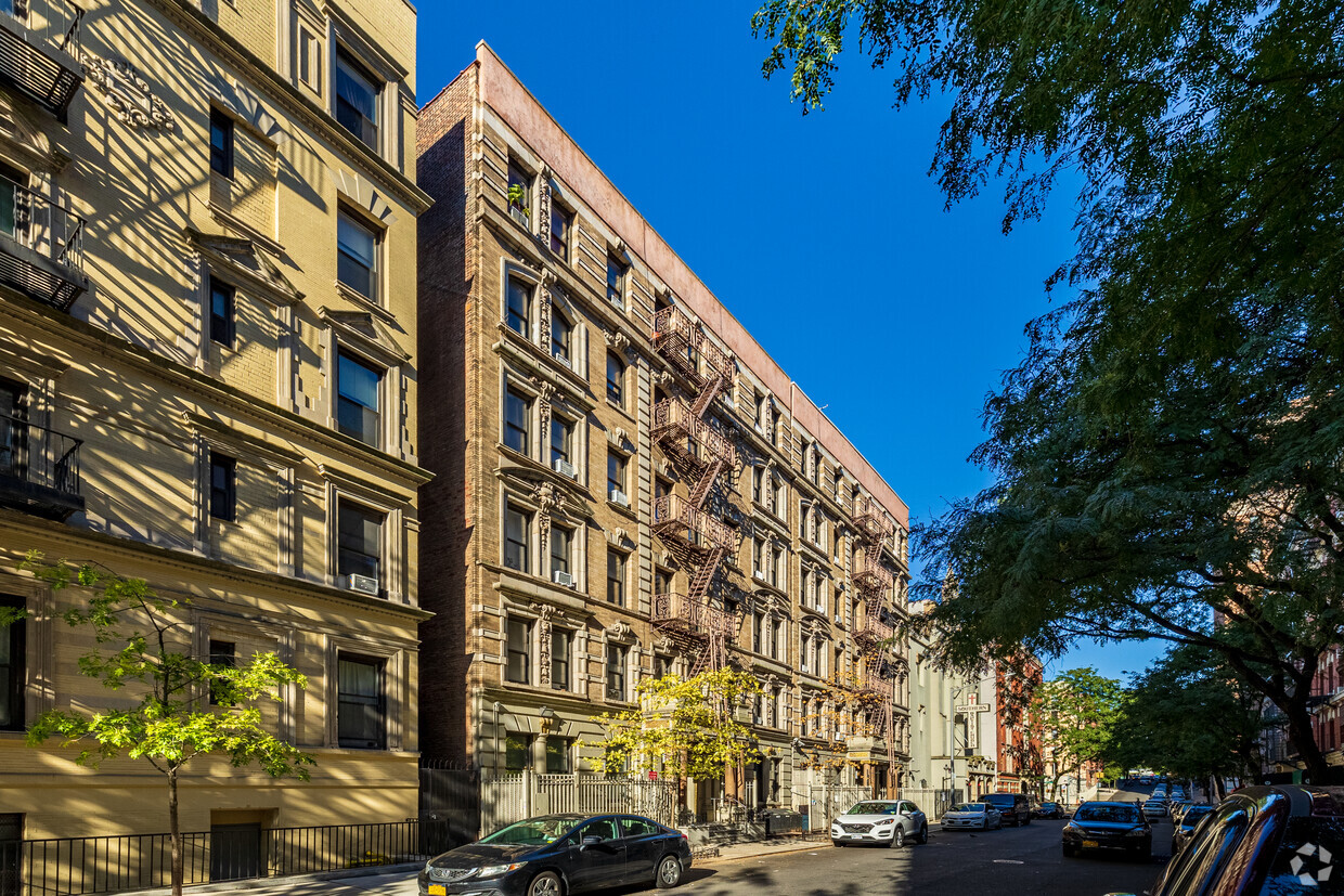 Foto principal - 4-6 W 108th St