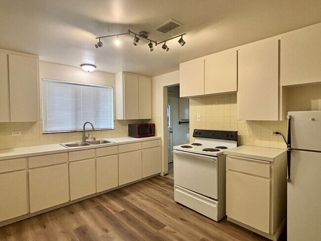 Foto del edificio - 3211 S Lincoln St