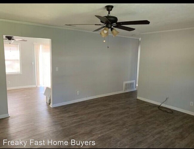 Building Photo - 2 br, 1 bath House - 5750 Blueridge Drive