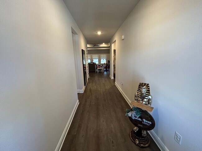 Building Photo - 344 Allie Way