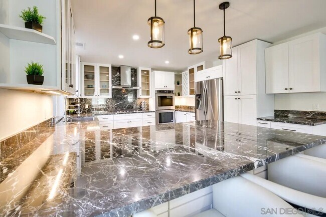 Foto del edificio - 3557 Steele Canyon Rd