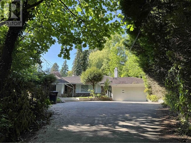 Building Photo - 2991 SW Marine Dr