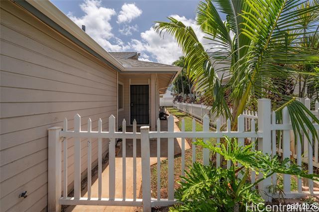 Building Photo - 87-126-126 Kulahanai Pl