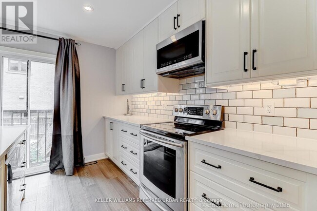 Photo du bâtiment - 84 Foch Ave