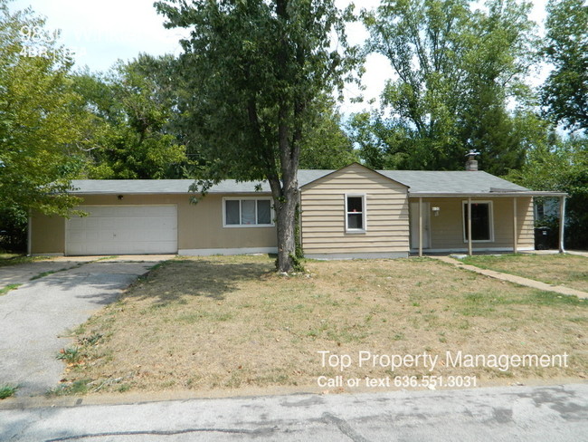 Building Photo - 9830 Winkler Dr