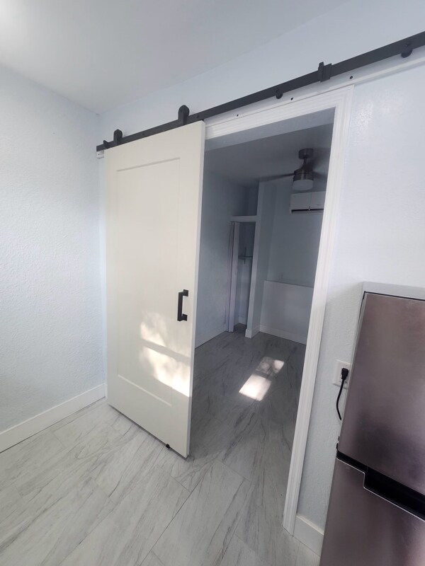 Foto del edificio - 3530 Knights Station Rd