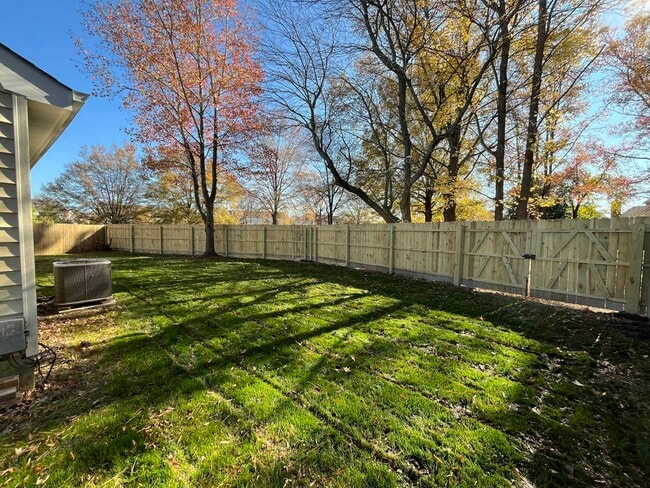 Building Photo - 1408 Callandish Ct