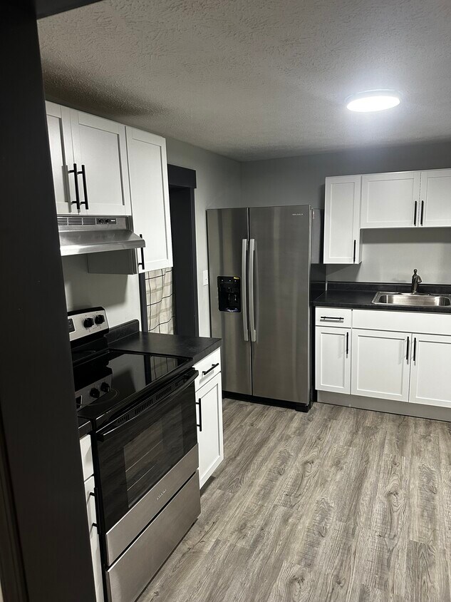 Foto principal - 111 N Melvin St