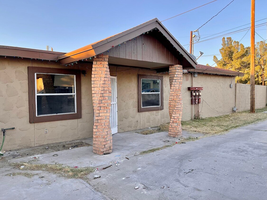 7952 San Jose Rd, El Paso, TX 79915 House Rental in El Paso, TX