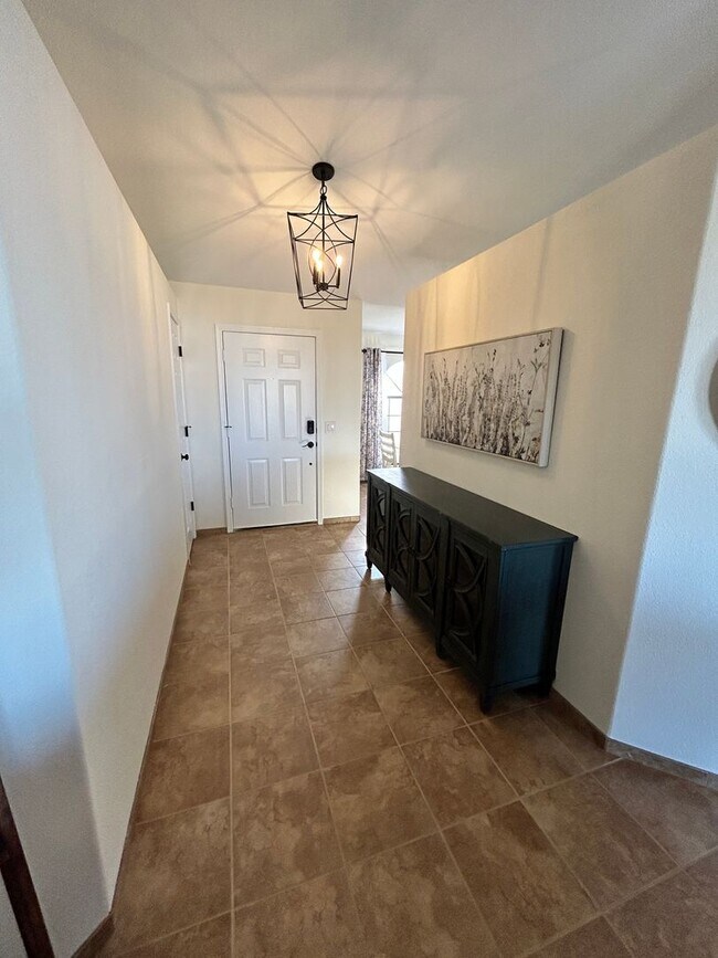 Foto del edificio - Winter Furnished Home!