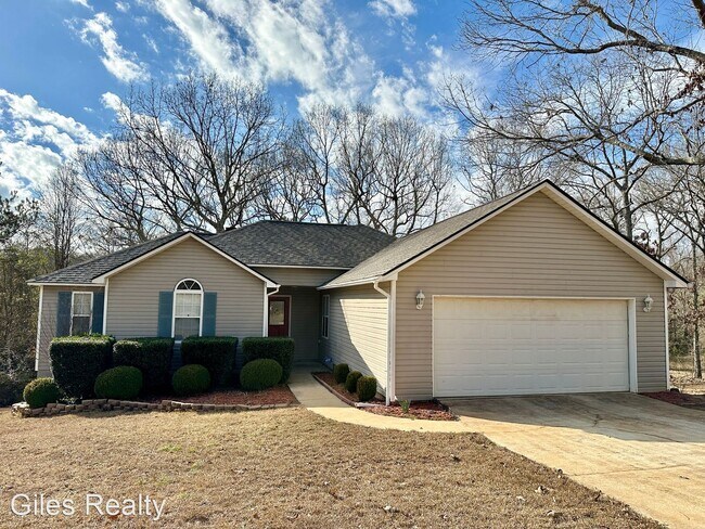 Building Photo - 3 br, 2 bath House - 105 Martingale Court