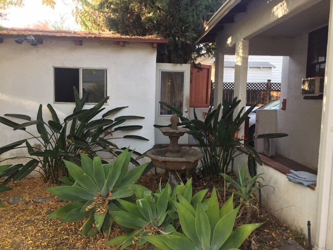 Backyard / Office - 1119 Forest Ave