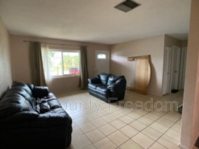 Photo - 7000 NW 95th Terrace House