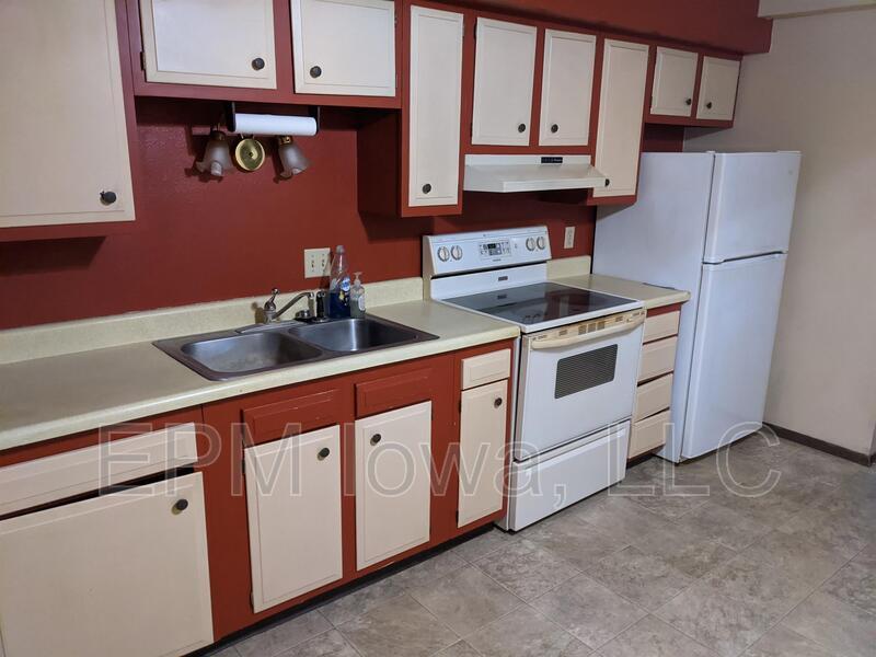 Foto principal - 101 16th Ave NW