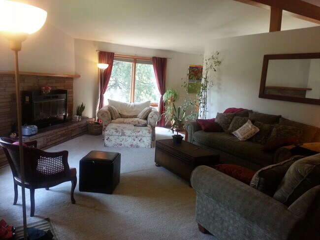 Foto del edificio - 335 SW Arbor St