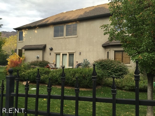Building Photo - 8176 S Wasatch Haven Ct