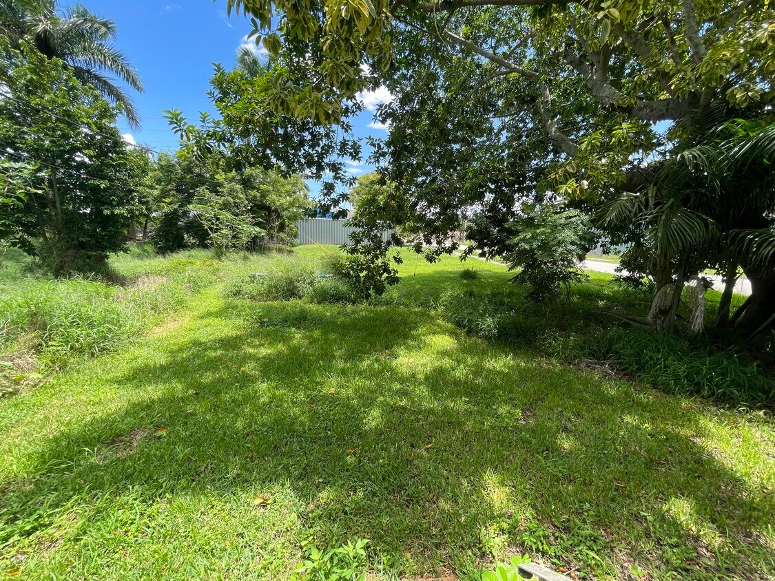 398 Cypress Ave, Pahokee, FL 33476 House Rental in Pahokee, FL