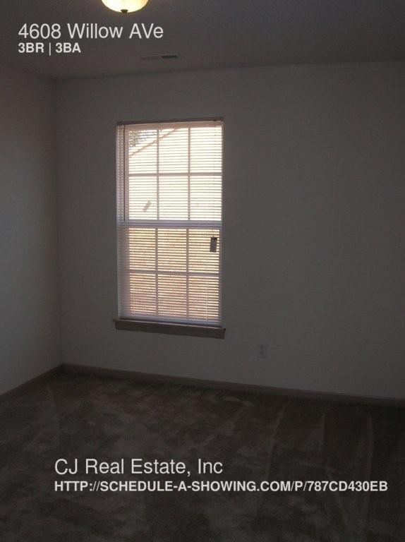 Building Photo - 4608 Willow Ave
