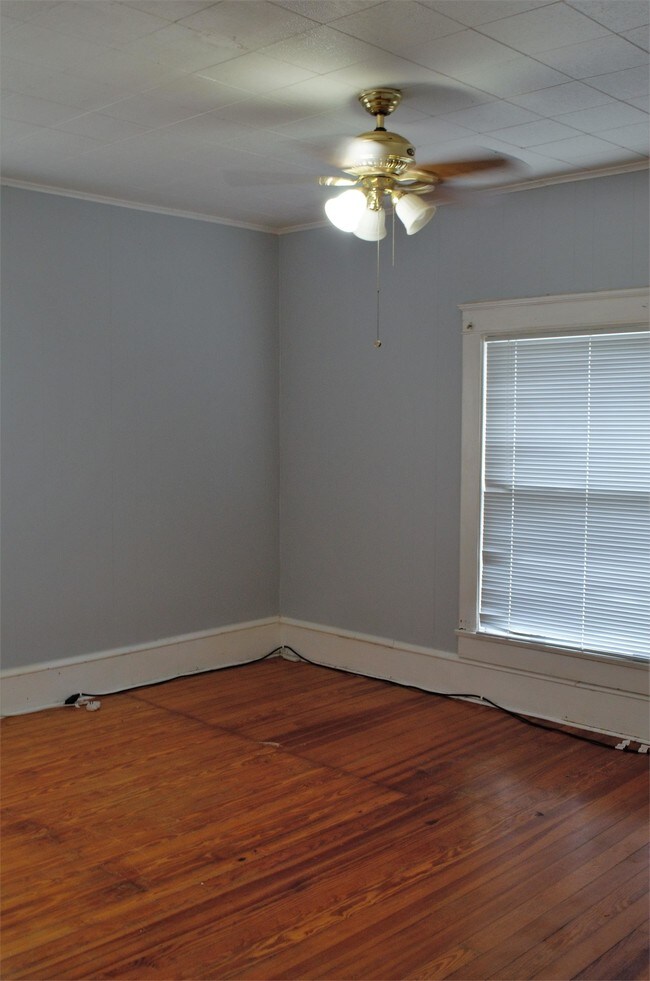 Building Photo - 600 Radford Pl
