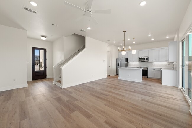 Foto del edificio - 6710 Abode Ave